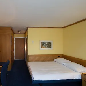 2* Hotel Stay@zurich Airport